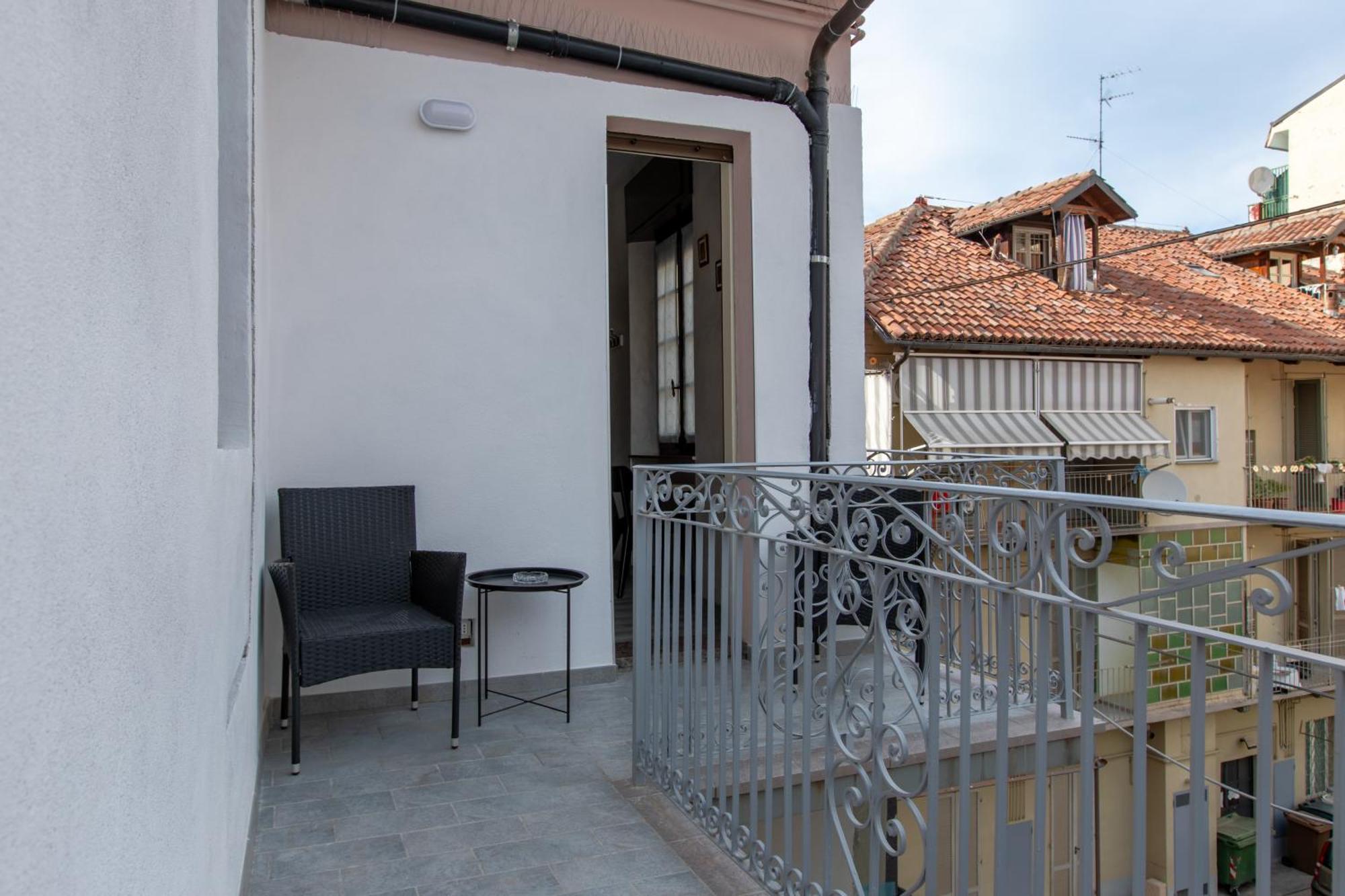 La Dolce Vite Apartment Alba  Ngoại thất bức ảnh